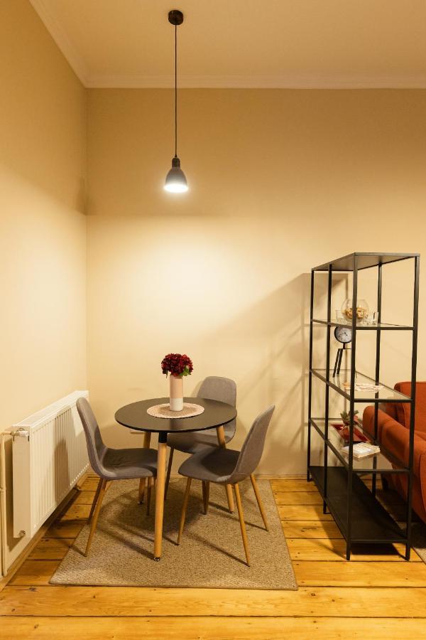 Chic Apartment In Historical City Center ทิมิชัวรา ภายนอก รูปภาพ