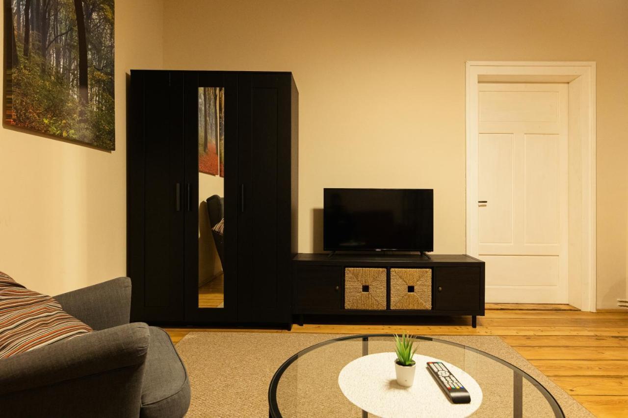 Chic Apartment In Historical City Center ทิมิชัวรา ภายนอก รูปภาพ